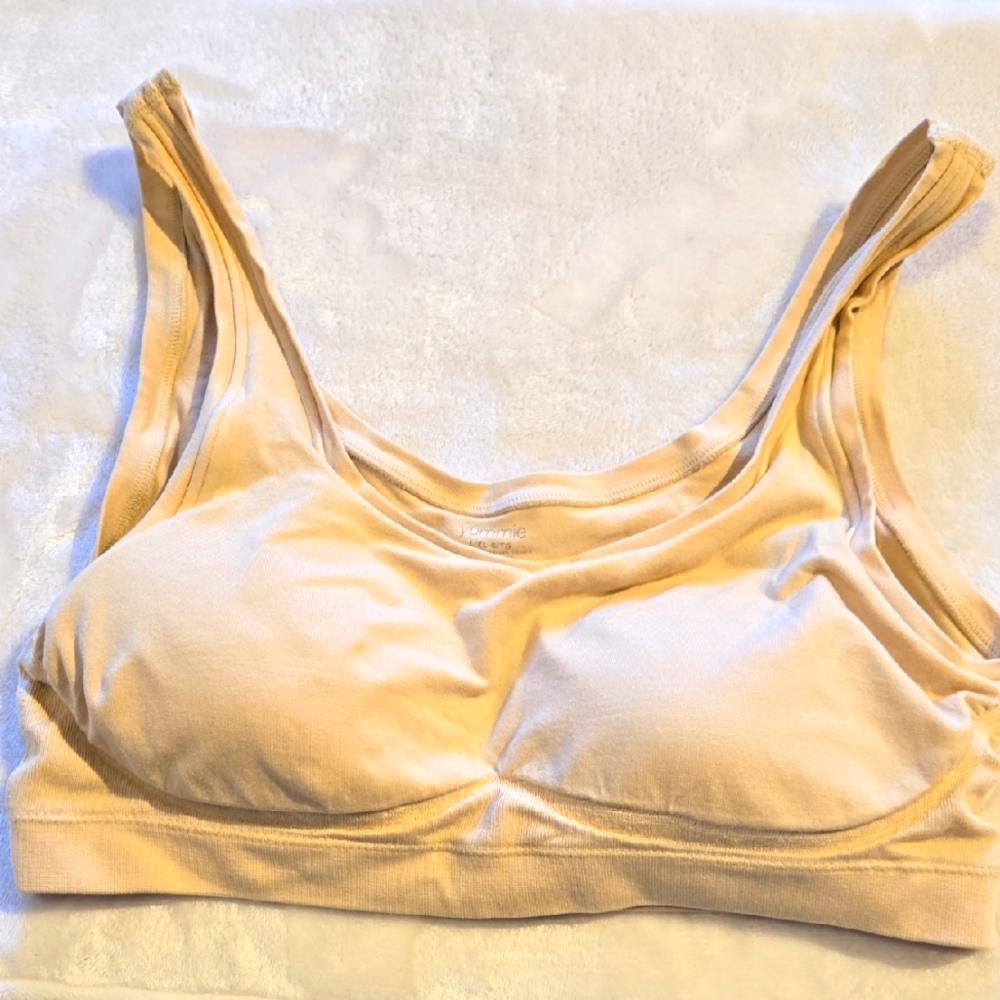Woman's YUMMIE Bra
